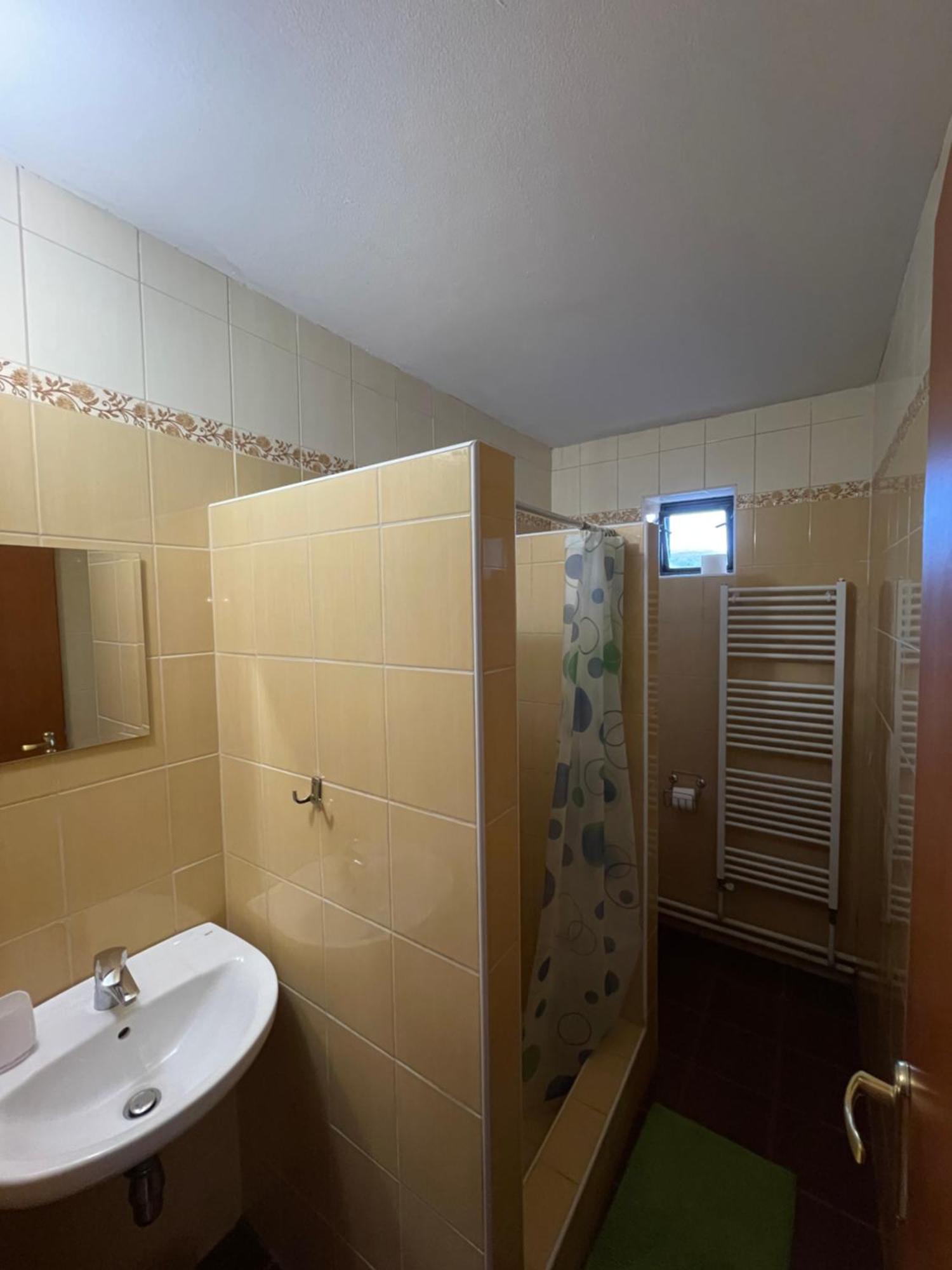 Penzion Ema - Casta Apartment Exterior photo